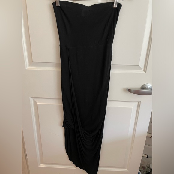 Express Strapless Dress - Picture 3 of 4